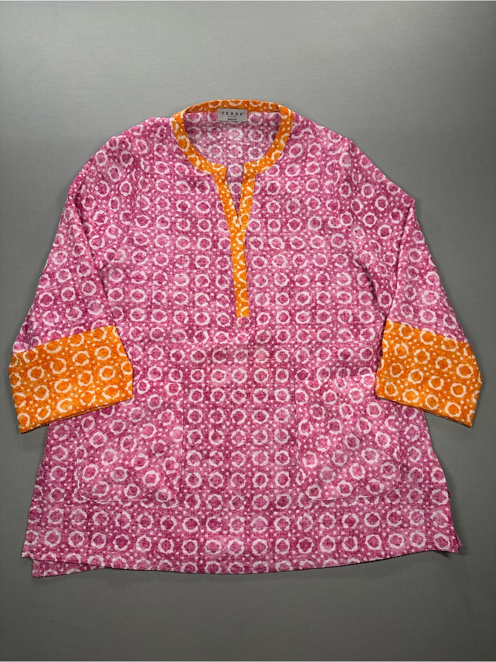 Terra SJ Apparel Tunic Top, 3/4 Sleeves, Pink & Orange Print - Womens Medium